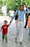 Bettina K�rner mit Sohn Leander 1